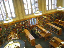 Sala de Lectura de la Biblioteca de Derecho Lillian Goldman