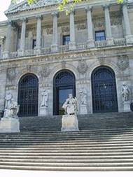 Fachada de la Biblioteca Nacional de Espaa.